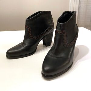 UGG Women's Black Charlotte Black & Brown‎ Leather Ankle Booties Boots US Size 9